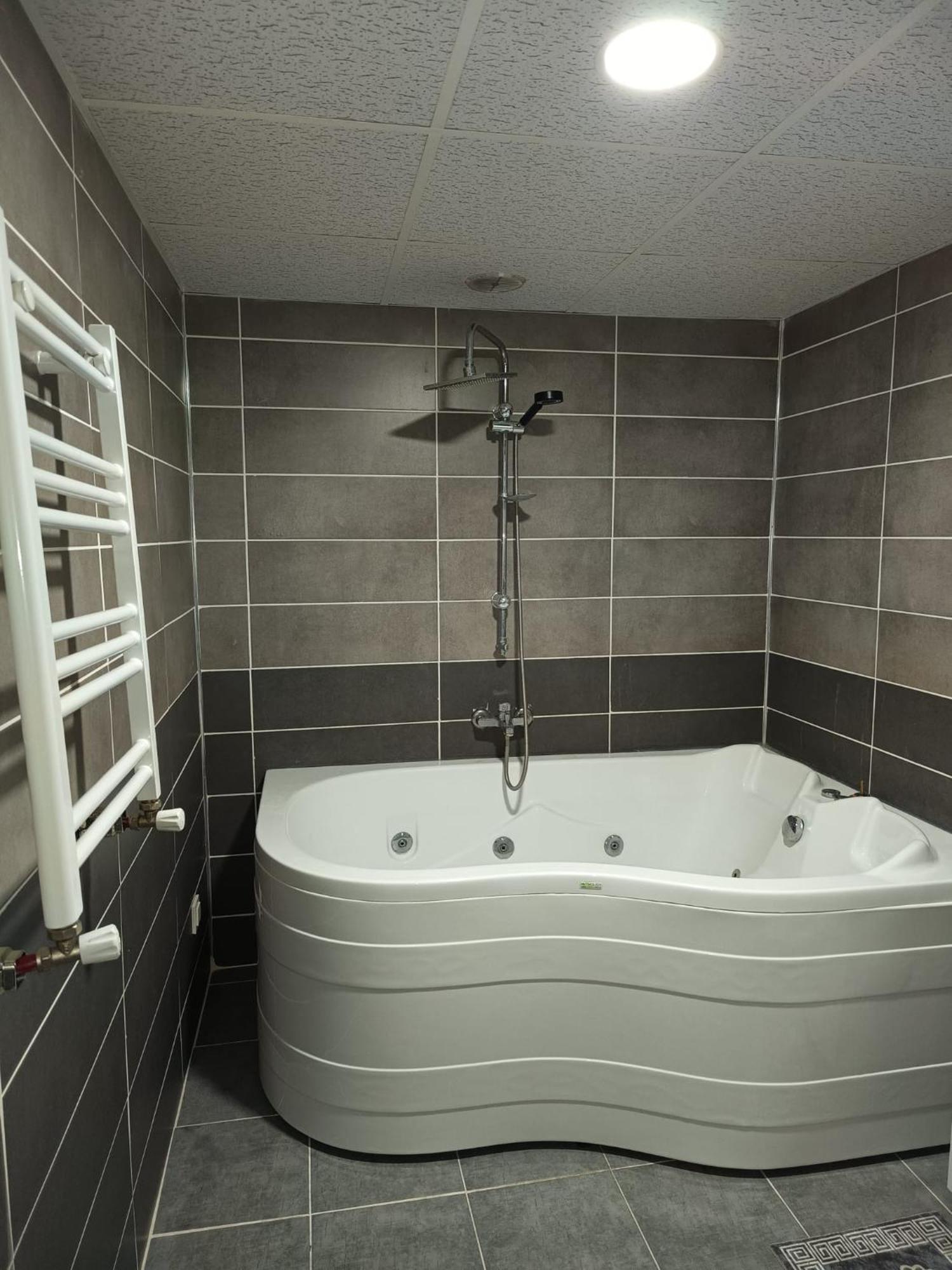 White Crown Apartman Ve Yasam Merkezi Istambul Exterior foto